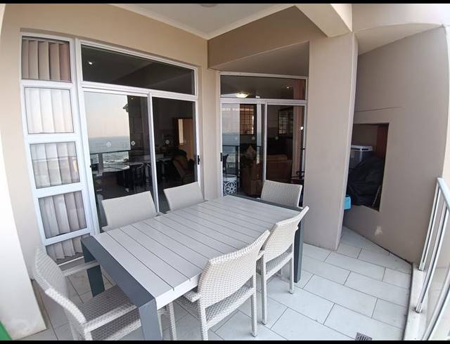 3 BEDROOM APARTMENT FOR SALE IN MANABA BEACH